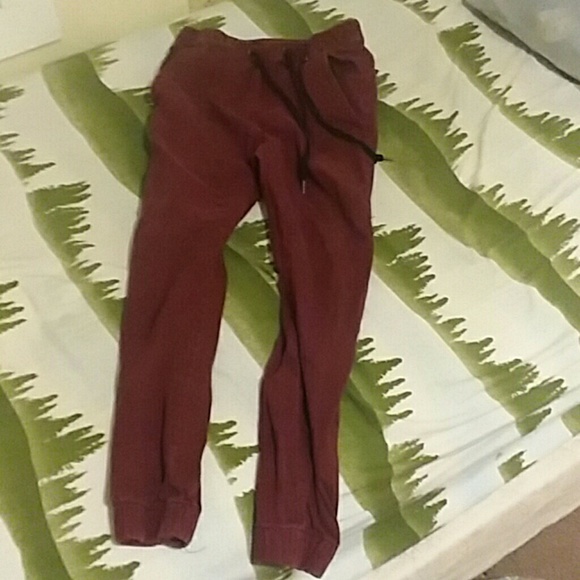 Kdnk joggers - Picture 1 of 2